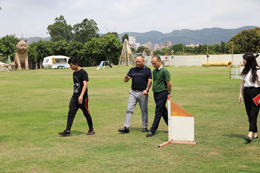 ������̷�γ����س����ӻ������س����쵼ݰ������ʵҵ���޹�˾�ι��Ӳ�